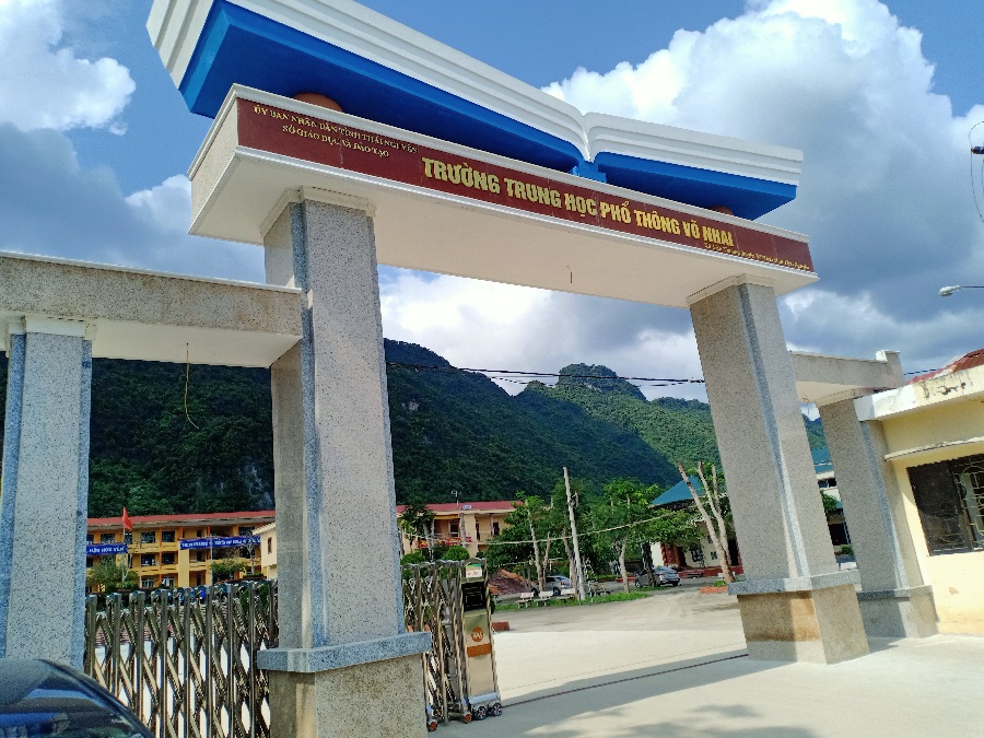 Trường THPT Võ Nhai